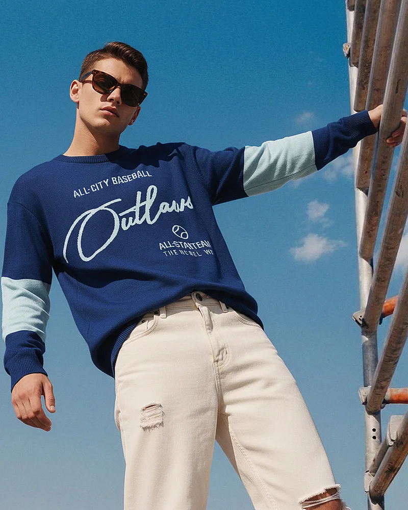 بيواكوف Men's Blue Typography Super Loose Fit Sweater